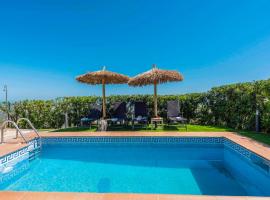 Villa Patricia Torrox by Ruralidays, alojamento para férias em Torrox