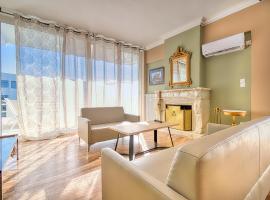 Elegant flat Marousi District, hotel near KAT Hospital, Athens