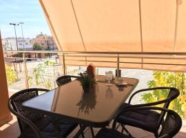 Apartament Catalunya, céntrico y con Parking、レスカラのホテル