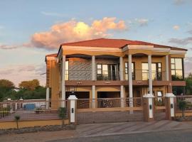 Top Stay Inn, holiday rental sa Kasane