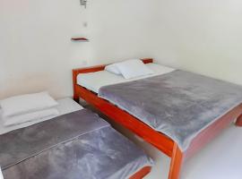Penginapan Al Firdausi Syariah Mitra RedDoorz, hotel di Maniskaler