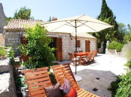 Holiday home Korta, hotel sa parkingom u gradu Mali Ston