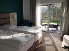 Boardinghouse am Borkumkai, khách sạn gần Emden Airport - EME, Emden