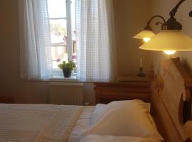 Lövånger Kyrkstad, hotel in Lövånger