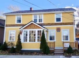 Sunny Home B&B, bed and breakfast en Charlottetown