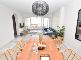 Expoholidays - Apartamentos Puerto Almerimar, hotel em Almerimar