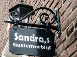 Sandra’s Gastenverblijf, hotel en Oostvoorne