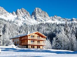 Tabiá sui Prá - appartamento monolocale Anna, hotel em Falcade