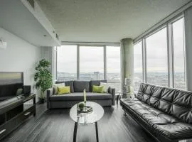 Downtown 2BR Apartment near Convention Center apts