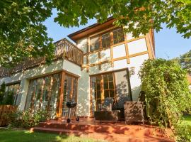 SeaYou Yellow House: Rogowo şehrinde bir tatil evi