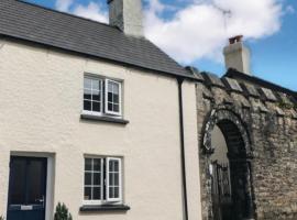 Church Gate Cottage - Bridestowe، فندق في Bridestowe