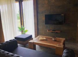Noha Casa de Campo, khách sạn ở Colón