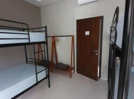 SaBi Guest House - Strategic Family -married couples only- Hostel in Prawirotaman