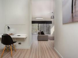 Studio 365 Serviced Apartments, apartament cu servicii hoteliere din Chiang Mai