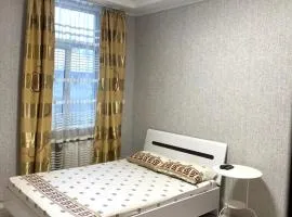 Apartment room-СВІТЛО ЦІЛОДОБОВО -біля вокзалу-недалеко від центру