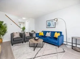Beautiful 3 bedroom Condo in Hartford!
