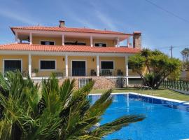 Quinta Do Ribeirinho, guest house in Vilar da Mó