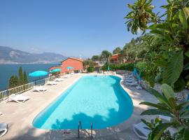 Residence Castelli, serviced apartment in Brenzone sul Garda