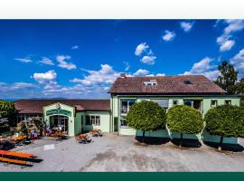 Pension Hundsöder Wirt, hotel v destinaci Vilshofen an der Donau