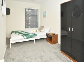 Townhouse @ Hall O Shaw Street Crewe, Bed & Breakfast in Crewe