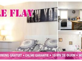 Le Flav - Charmant appartement à 10 mn de Dijon, hotel with pools in Flavignerot