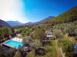 Camping Domaine Sainte Madeleine, hotel with parking in Sospel
