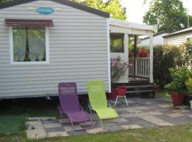 mobilhome 82 camping les acacias, hotel din Messanges