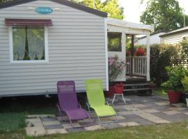 mobilhome 82 camping les acacias, hotel en Messanges