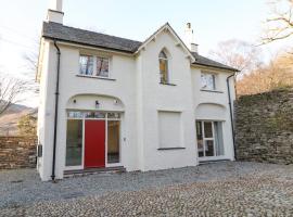 Guardswood Cottage, hotel with parking in Coniston