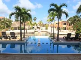 Hermosa Mansión en Puerto Aventuras con alberca