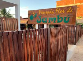 Pousada Flor De Jambú、サン・ミゲル・ド・ゴストーゾのプール付きホテル