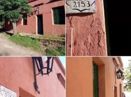 La Casa De La Gruta, hôtel à Mina Clavero