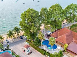 RimLay Beachfront Pool Villa โรงแรมในสัตหีบ