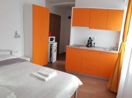 Apartament 4 Budiu, self catering accommodation in Târgu-Mureş