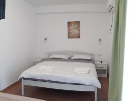 Apartament 7 Budiu, self catering accommodation in Târgu-Mureş