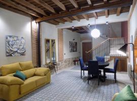 Apartamentos Suite Puerta del Jerte: Plasencia'da bir otel