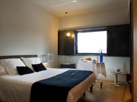 Blu Hotel Almansa: Almansa'da bir otel