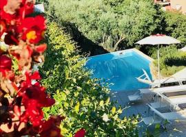 Agriturismo Le Pale 2 Swimming Pool and Parking, hotel in Bogliasco