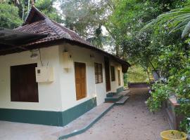 The Mana-Heritage stay - Chengazhimattam Mana, hotel blizu znamenitosti Athreya Ayurvedic Hospital, Kottayam