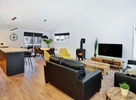 17 Chemin des Cascades, hotel v destinaci Stoneham