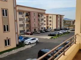 Beautiful Studio Apartment with Wi-Fi, Netflix, PlayStation 4, Kitchen, Supermarket, Pharmacy & Laundry