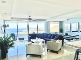 Beachfront Condo close Puerto Nuevo, Papas, and Valle de Guadalupe, hotel v mestu Rosarito