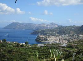 Pomelia, semesterboende i Lipari