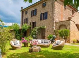 Le Bicocche Farmhouse: Country Stone Villa with Pool in Camaiore between Lucca & Beaches of Versilia