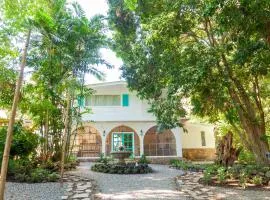 Angeli Gardens Boutique Hotel