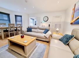 Bournemouth Luxury Apartment, hotel with parking in Bournemouth