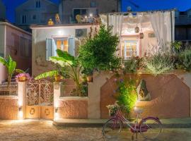 Flowers in the city - Elegant Home in Argostoli、アルゴストリオンのホテル