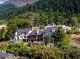 Brunswick Lodge - Luxury - Central Queenstown