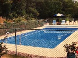 Pool house, beach rental in Plymouth