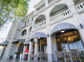 InnRose, bed & breakfast σε Daxi